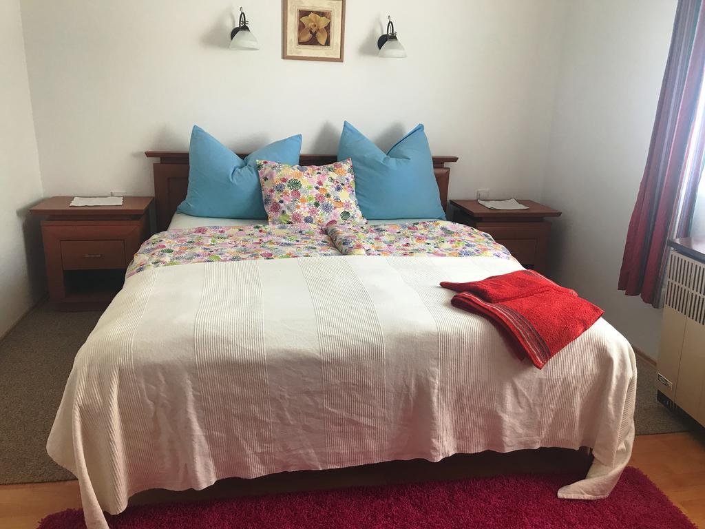 Elvira Apartman ザラカロシュ エクステリア 写真