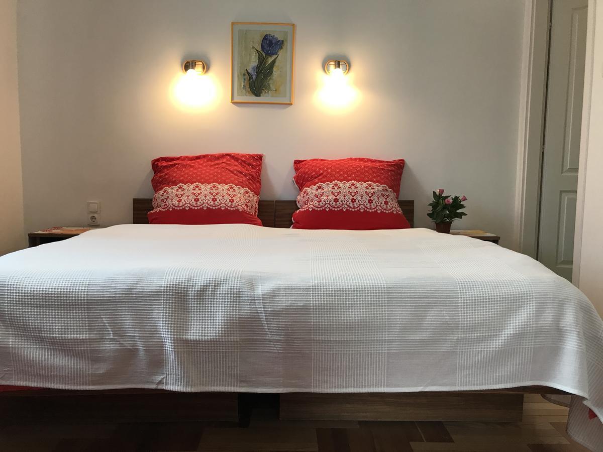 Elvira Apartman ザラカロシュ エクステリア 写真